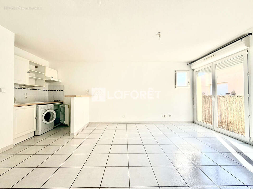 Appartement Elne 2 pièce(s) 49.15 m2 + garage fermé - photo 7