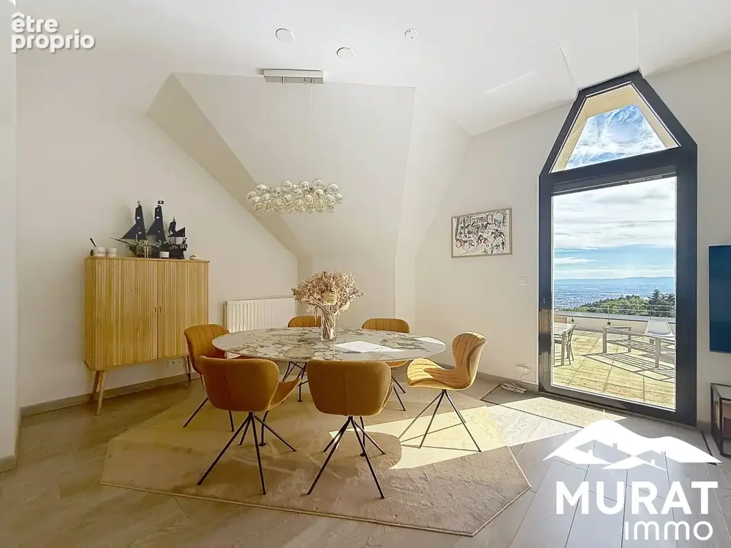 Appartement 135 m² à Royat  - photo 2