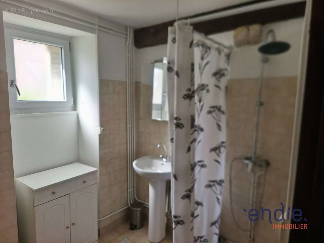 Maison 3 pièces ( 52 m² ) à vendre à MURAT - photo 6