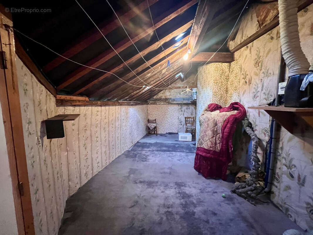 Maison à CORMEILLES