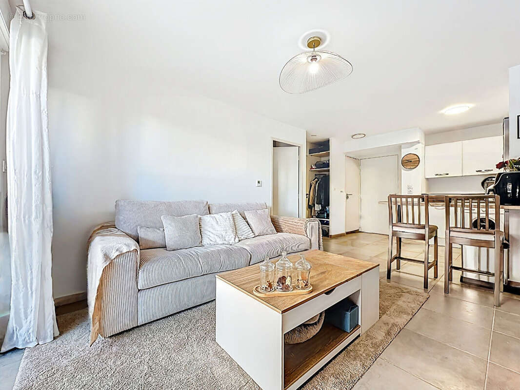 Appartement à MARSEILLE-13E