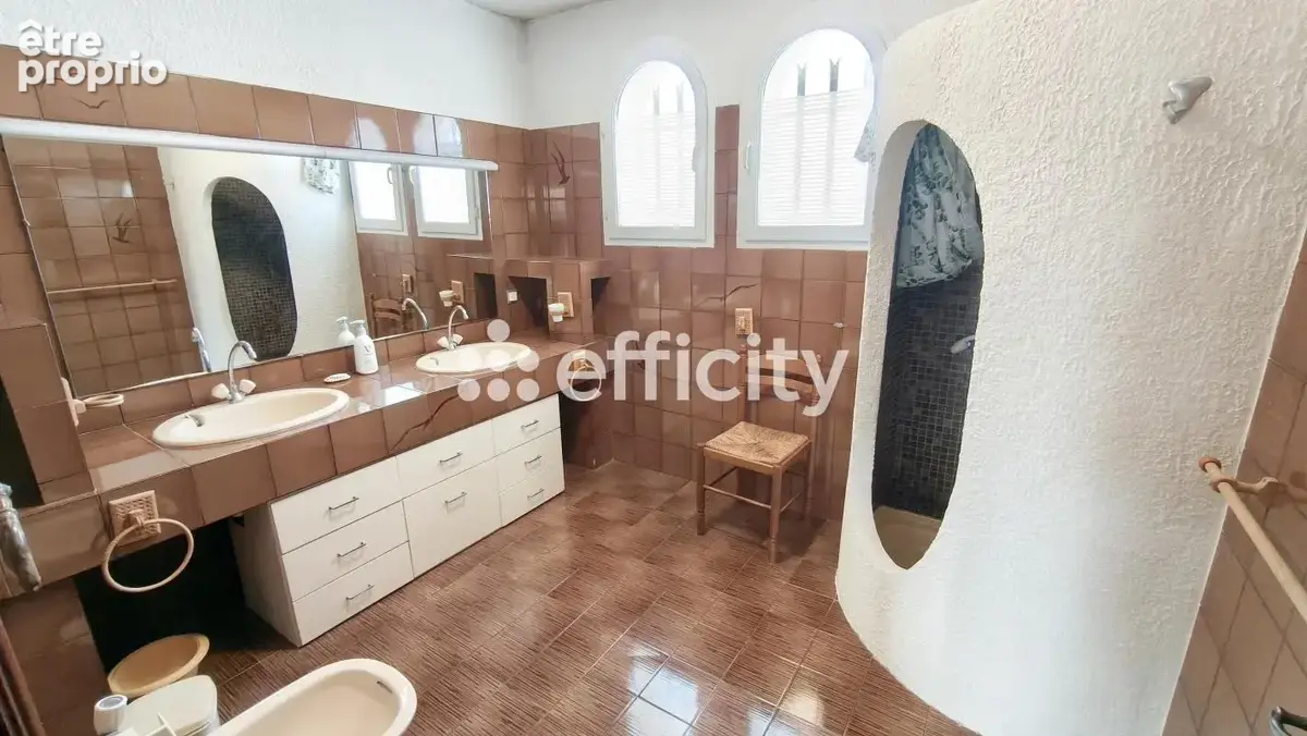 Maison 7 pièces 210 m² à vendre à Boujan-Sur-Libron (34760) - photo 18