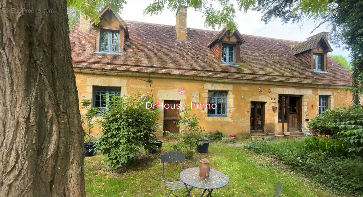 Maison 133 m² à Preaux-Du-Perche  - photo 1