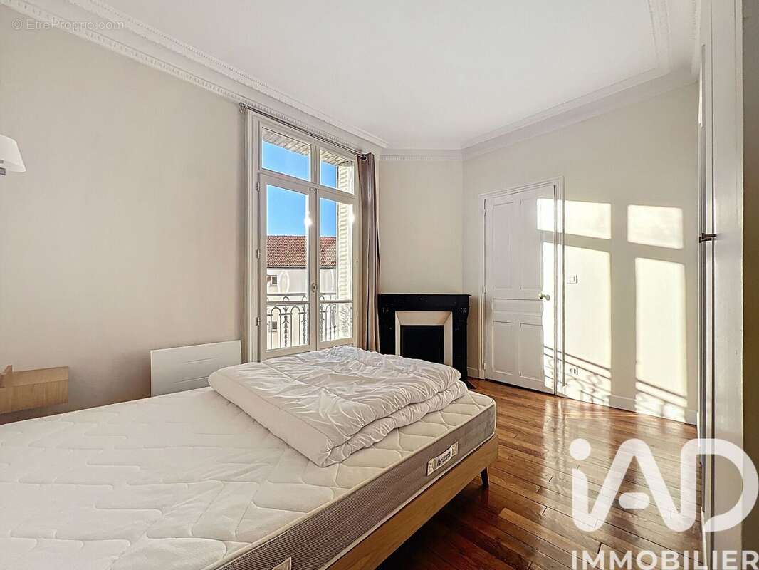 Photo 5 - Appartement à SURESNES