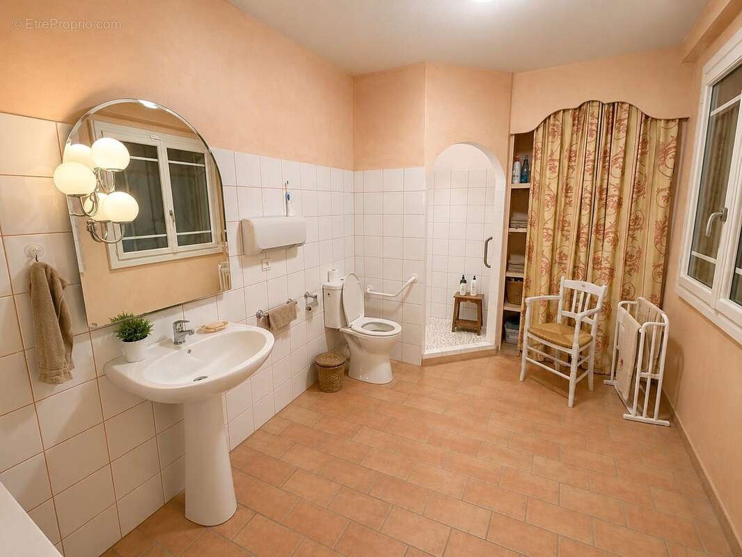Maison 250 m² à Carcassonne  - photo 9