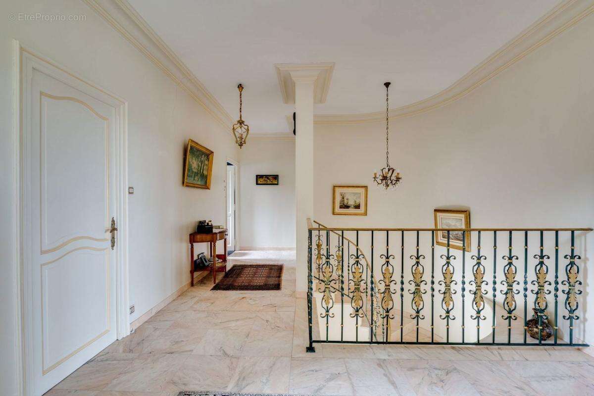 Maison de maître avec jardin et vue - photo 10