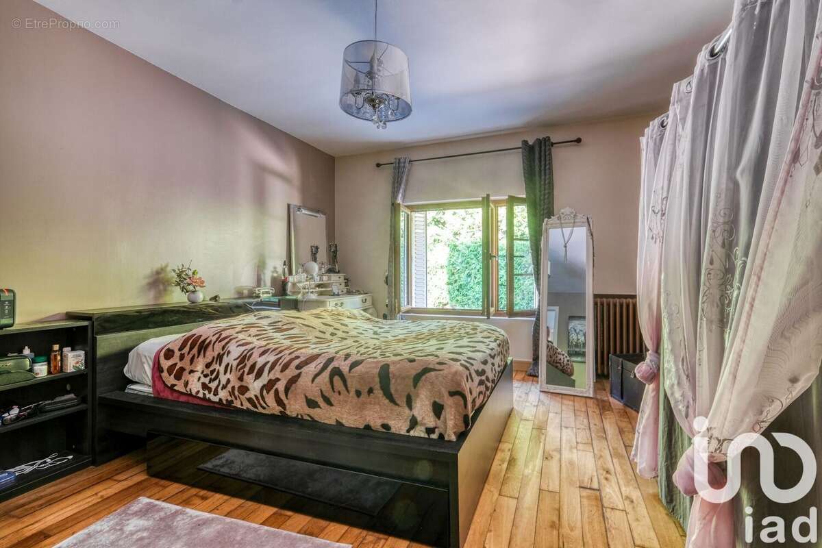 Photo 5 - Maison à SAINT-JEAN-LES-DEUX-JUMEAUX