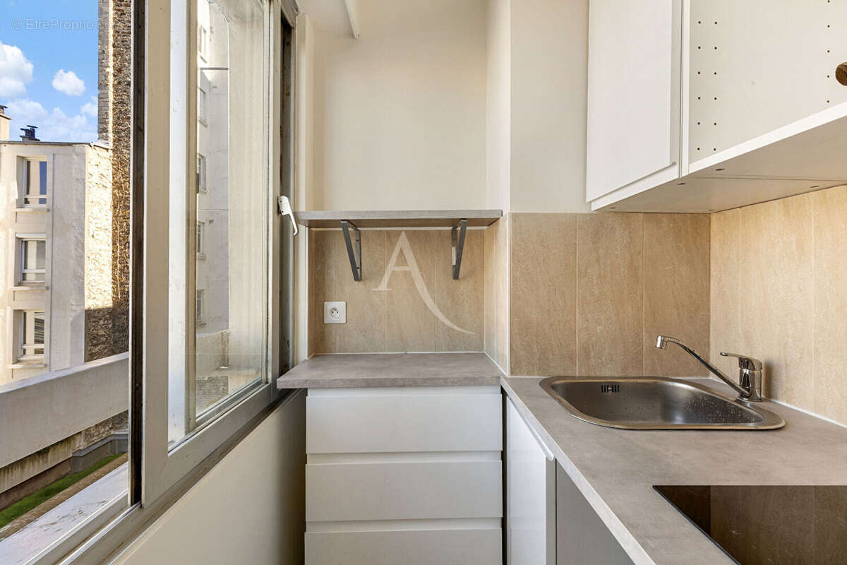 Appartement à PARIS-18E