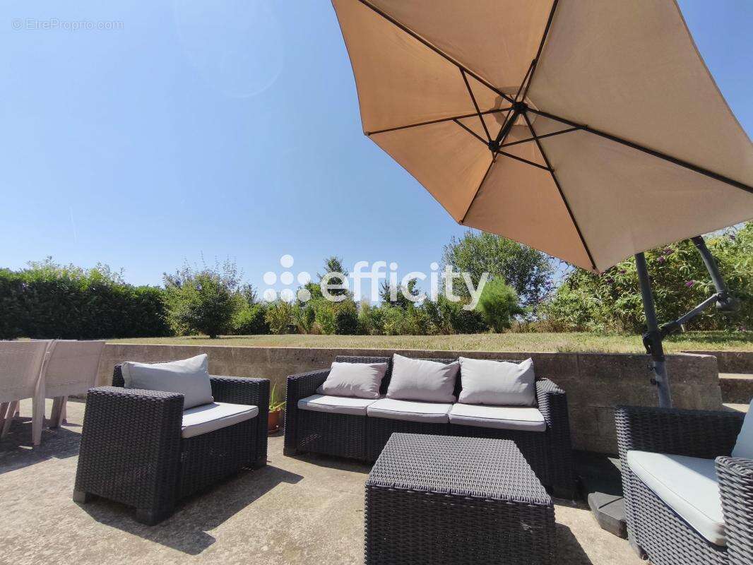 Maison 120 m² à La Chapelle-En-Serval  - photo 16