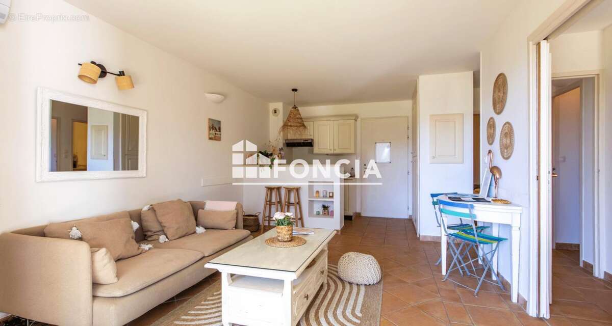 Appartement à SAUMANE-DE-VAUCLUSE