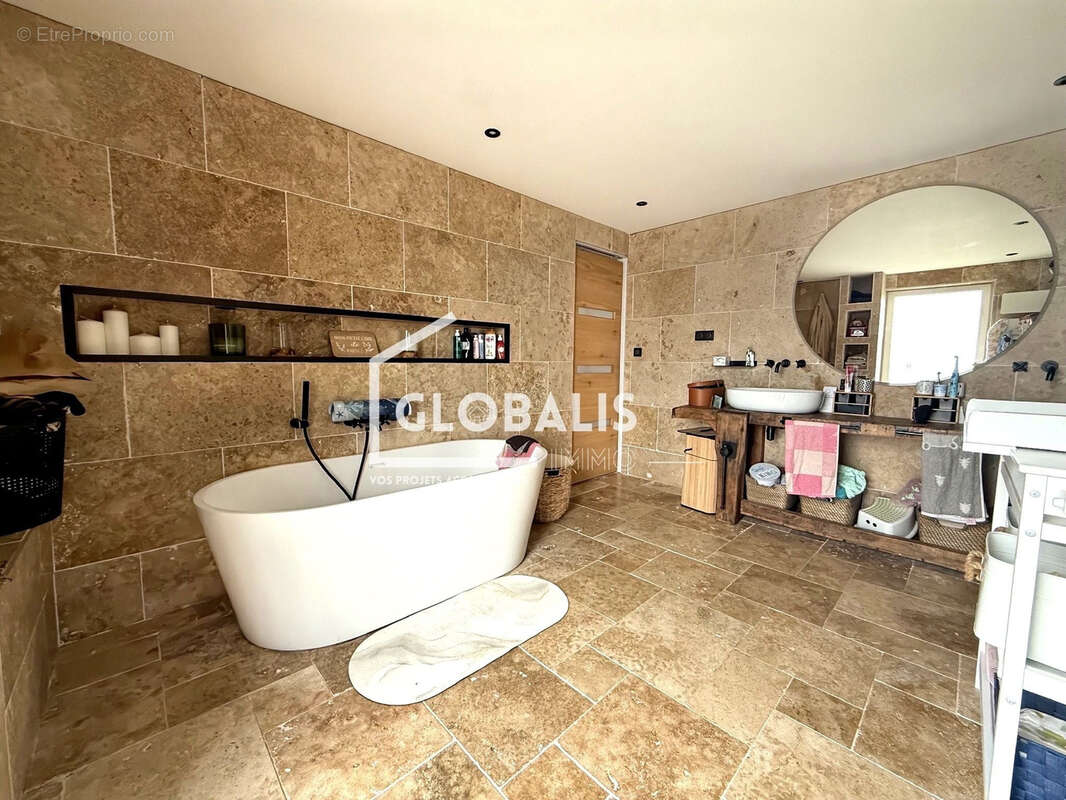 Bien rare sur le secteur - Maison 135m2 3 chambres à Monchecourt - photo 4