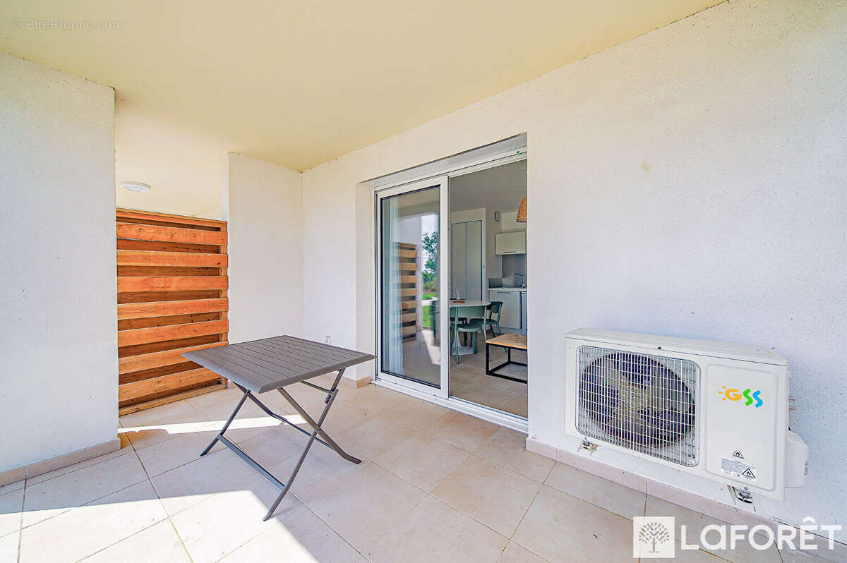 Appartement à LINGUIZZETTA