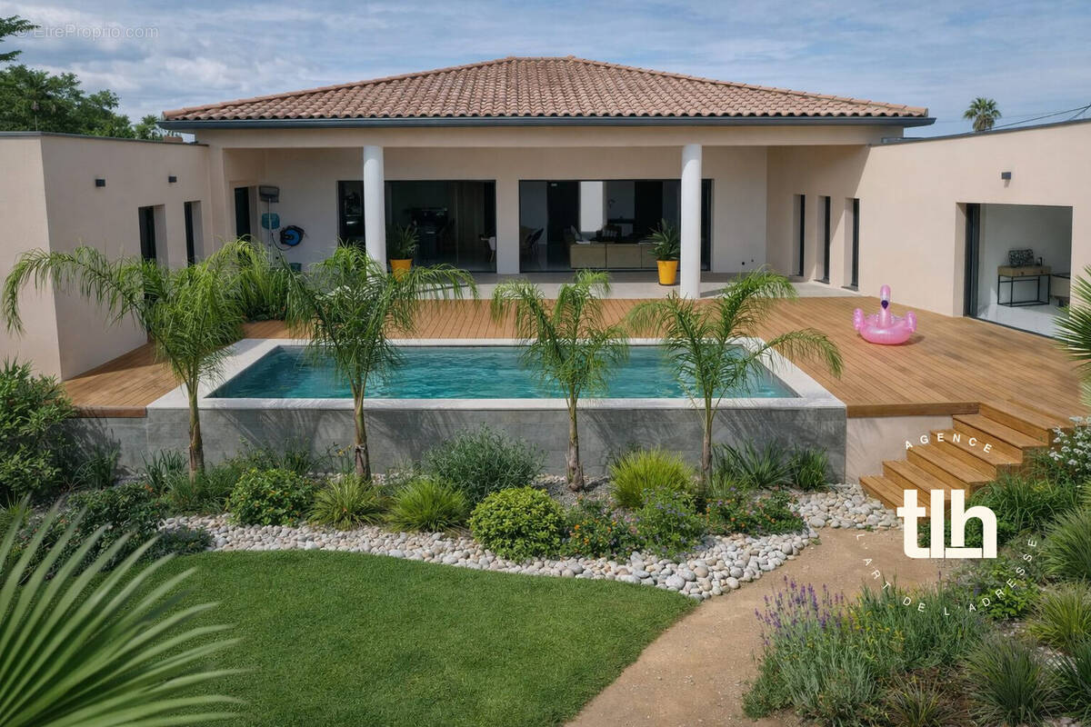 Maison à AIGUES-MORTES