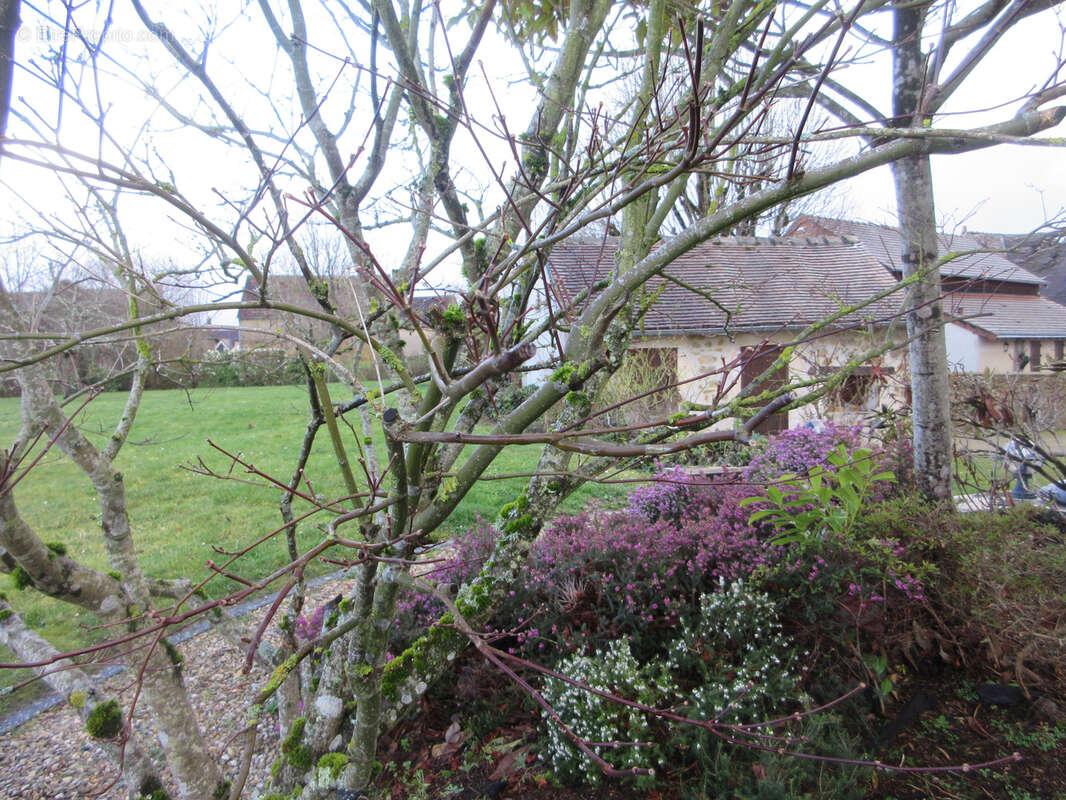 Maison à BAZAIGES