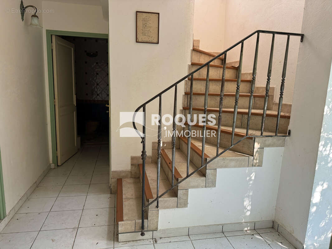 Lodève sur les hauteurs, Villa d'une surface total de 108 m2 sur 2160 m2 de terrain, belle vue - photo 10