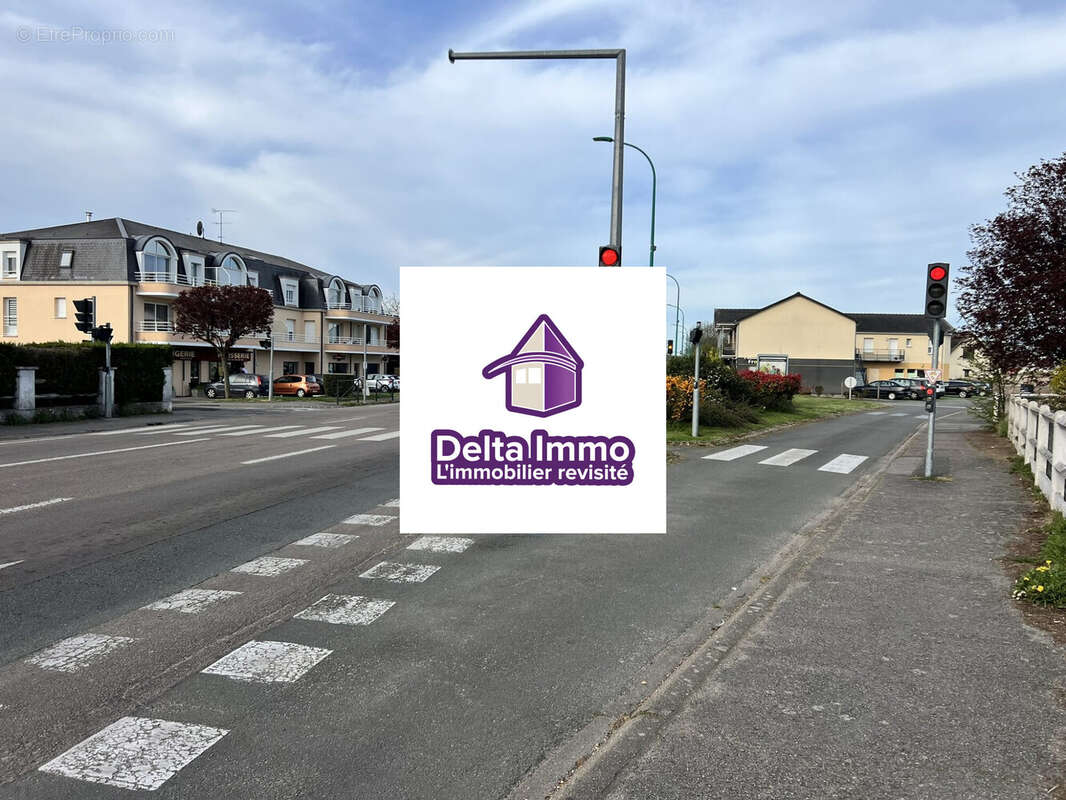 Terrain à SAINT-SEBASTIEN-DE-MORSENT