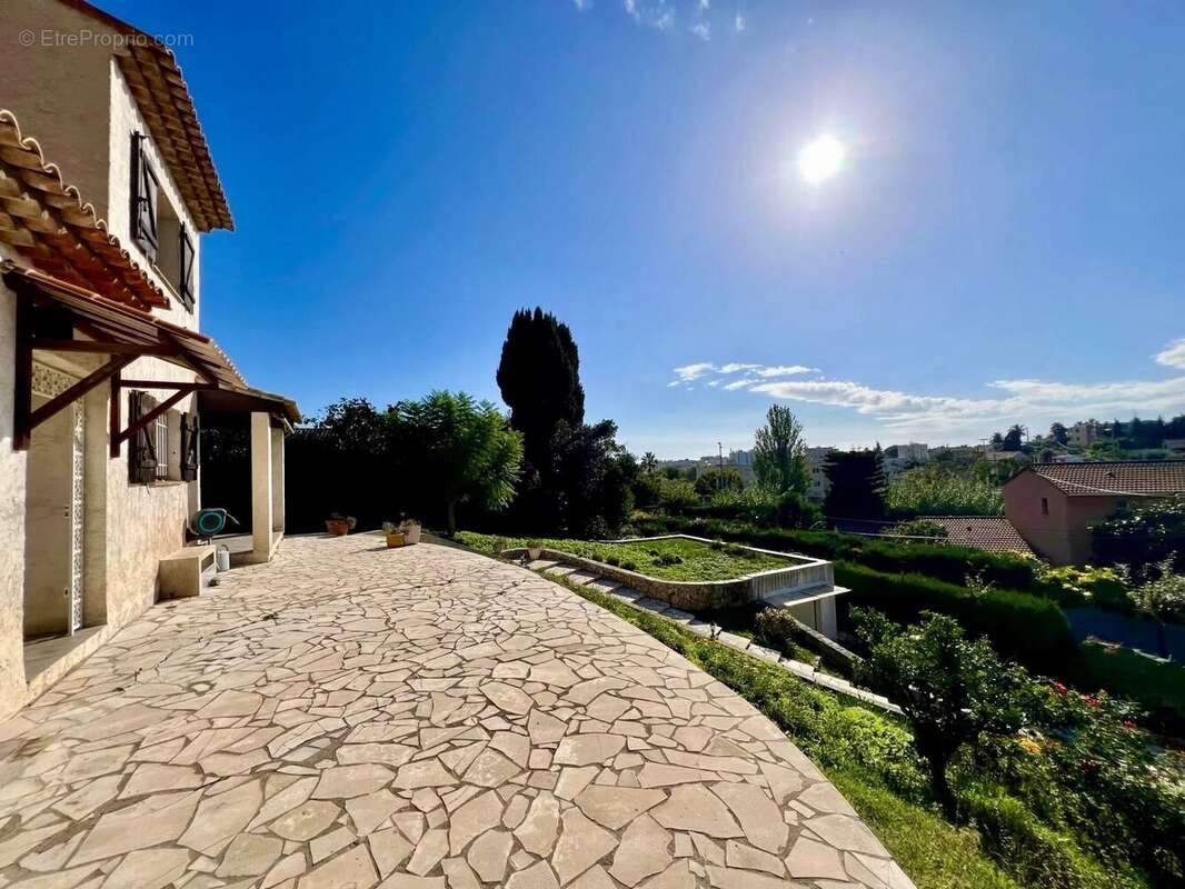 Maison à ANTIBES