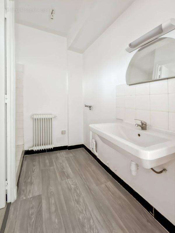 Appartement à CHATEAU-ARNOUX-SAINT-AUBAN