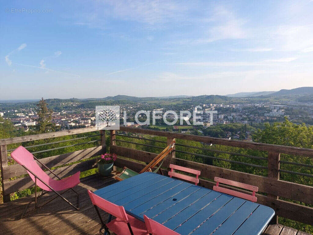 Maison à LONS-LE-SAUNIER