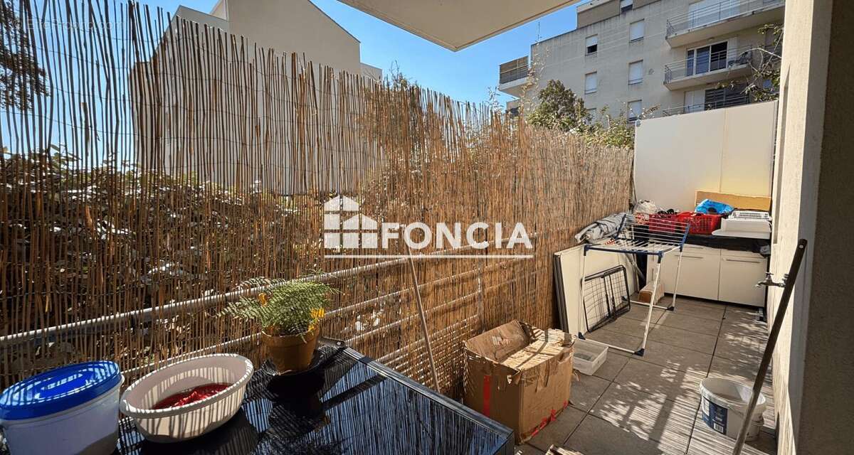 Exclusivité FONCIA, T2 de 44.05m2 avec TERRASSE et GARAGE de 15m2 - photo 2