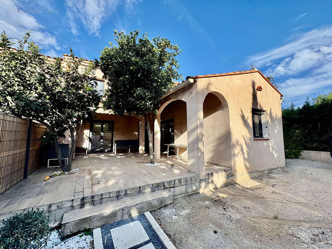 Maison à SAINTE-MARIE