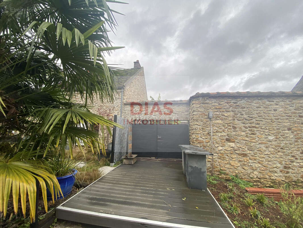 Terrain à PRESLES-EN-BRIE