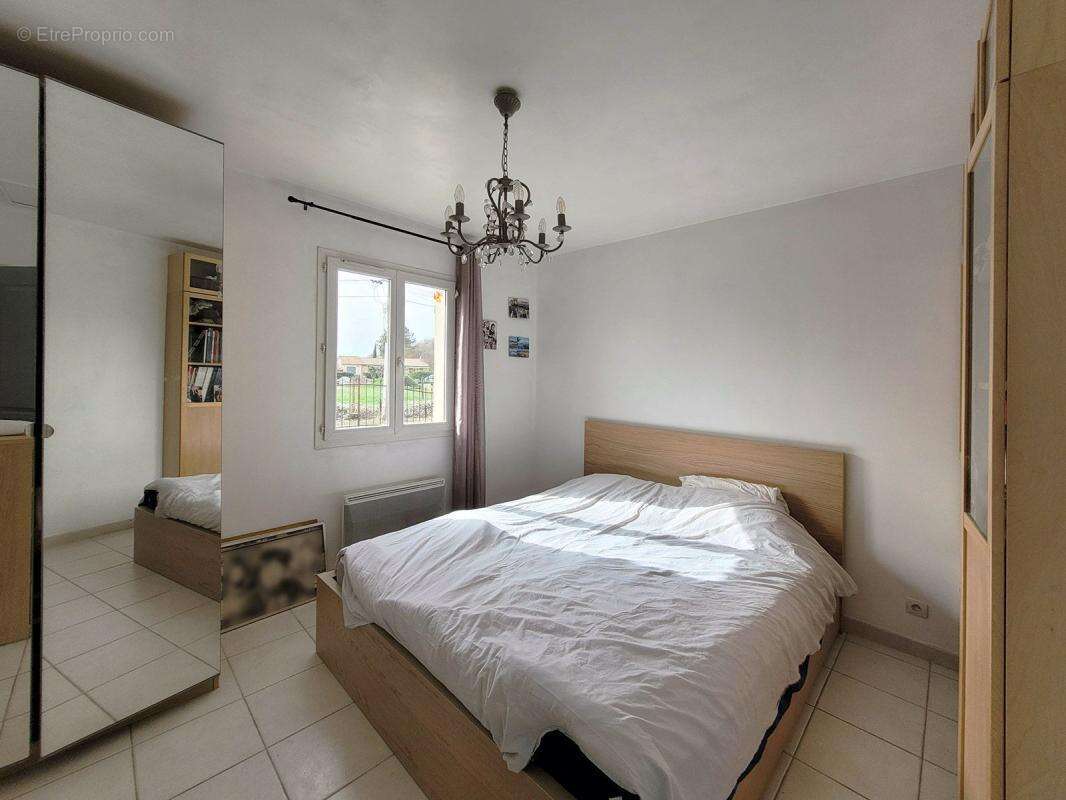 Maison à VINON-SUR-VERDON