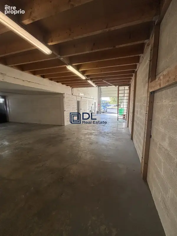 Commerce 270 m² à vendre à Roissy-En-Brie (77680) - photo 3