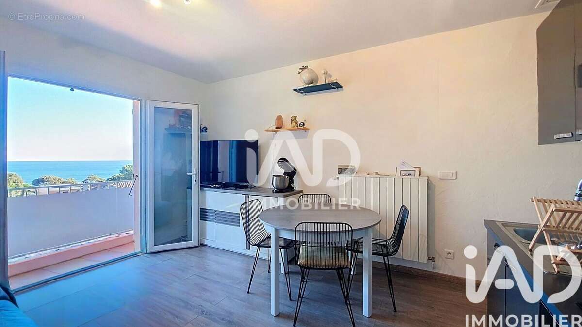 Photo 6 - Maison à ROQUEBRUNE-SUR-ARGENS