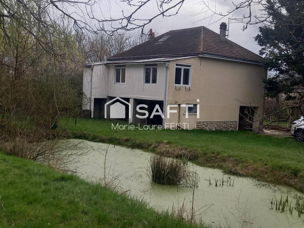 Photo 1 - Maison à BETZ-LE-CHATEAU