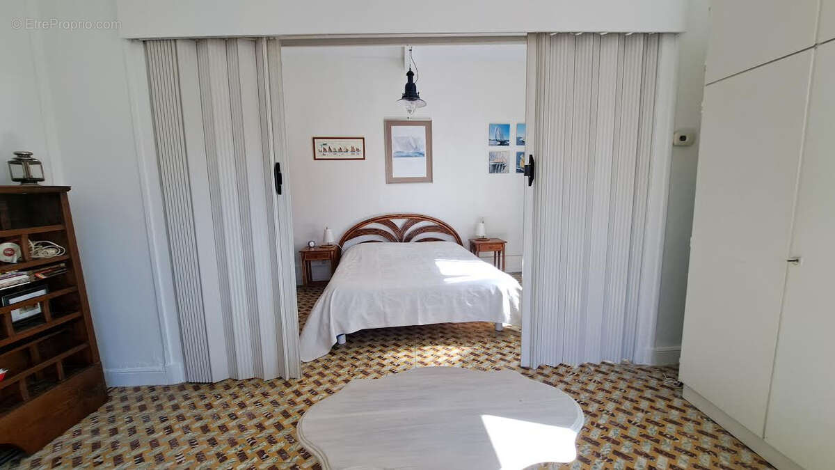 Maison à SAINT-GEORGES-DE-DIDONNE