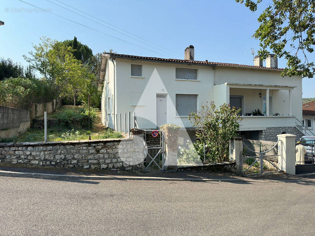 Maison à CAHORS