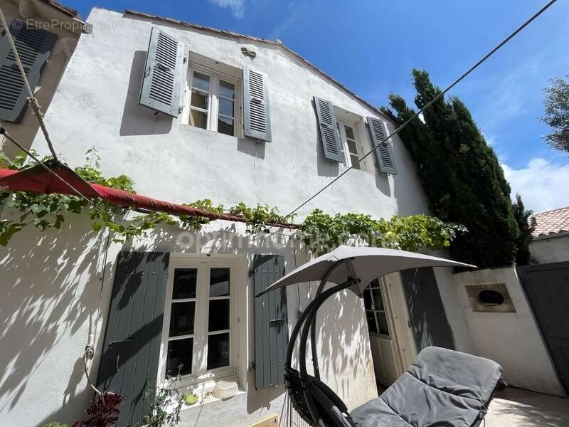 Maison à SAINT-MARTIN-DE-RE