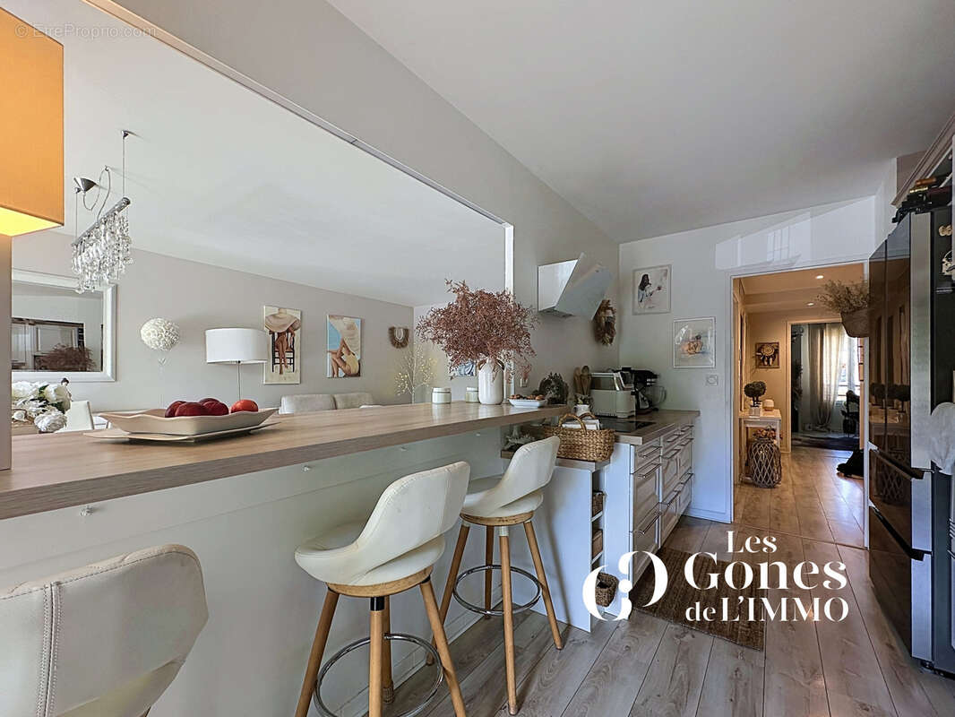 Appartement à CRAPONNE