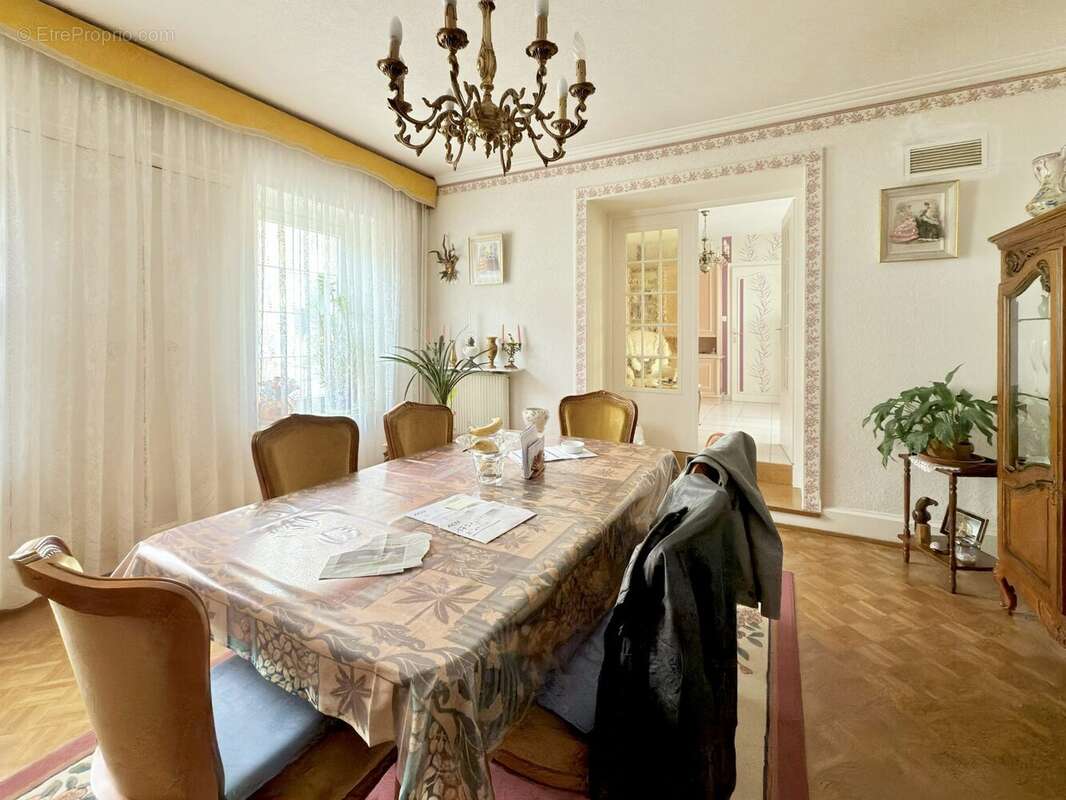 T6 - Appartement à CHANTRAINE