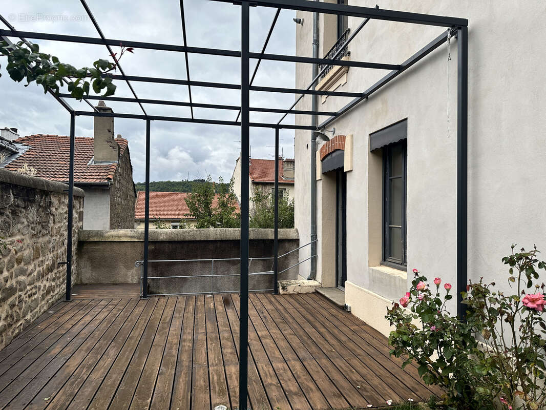 Appartement à SAINT-ETIENNE