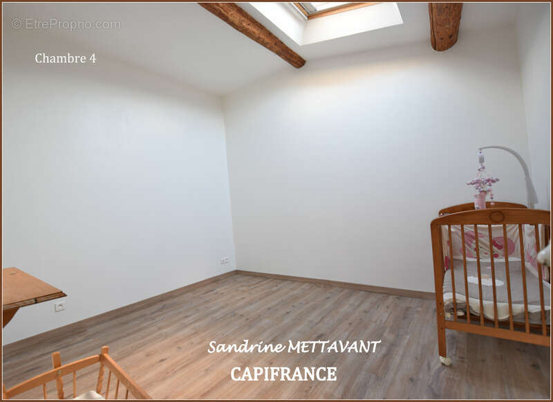 Maison à SAINT-THIBERY