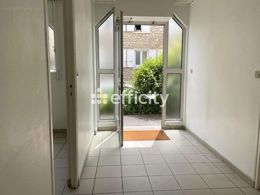 Appartement 51 m² à Chambly  - photo 2