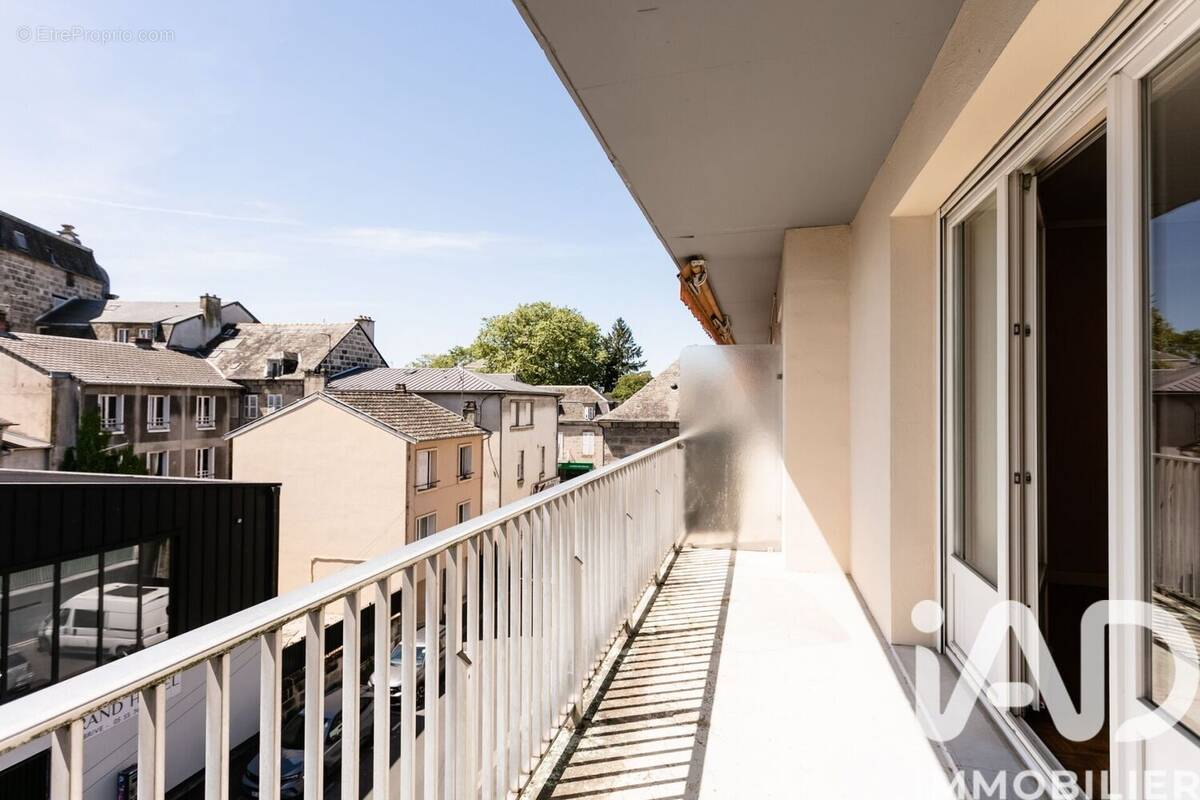 Photo 1 - Appartement à BRIVE-LA-GAILLARDE