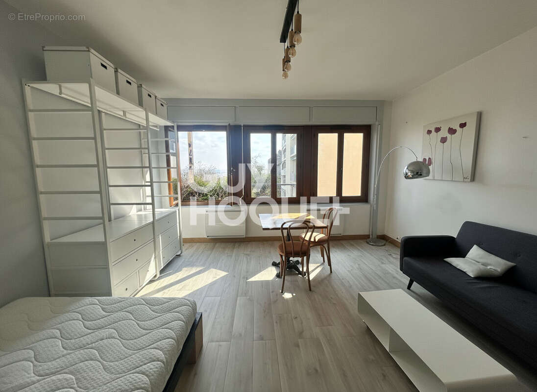 Appartement à LYON-4E