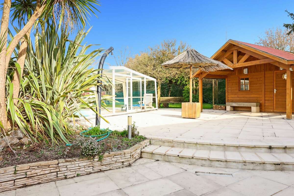 Maison à L&#039;HERBERGEMENT