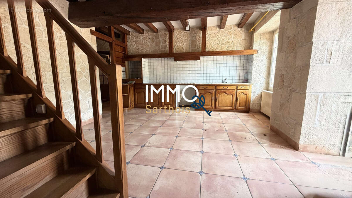 Maison 210 m² à Mansigne  - photo 8