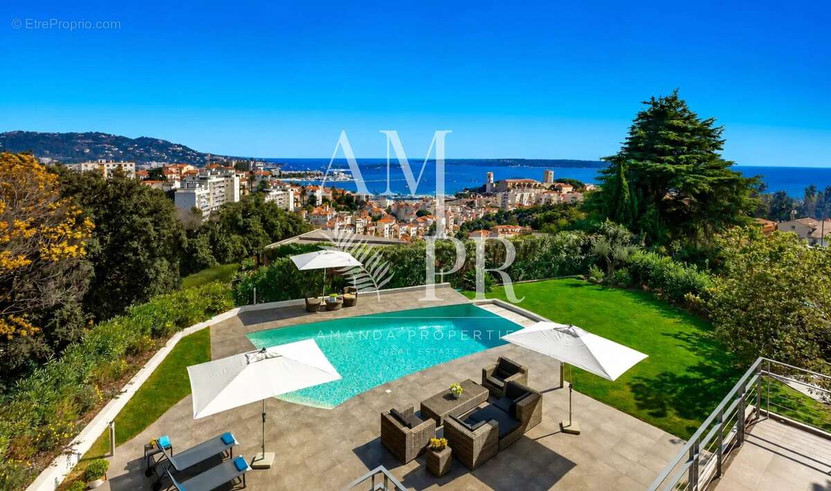 Baisse de prix de 1 062 000€ - exclusivité : villa unique - à deux pas de la croisette - vue mer - photo 18