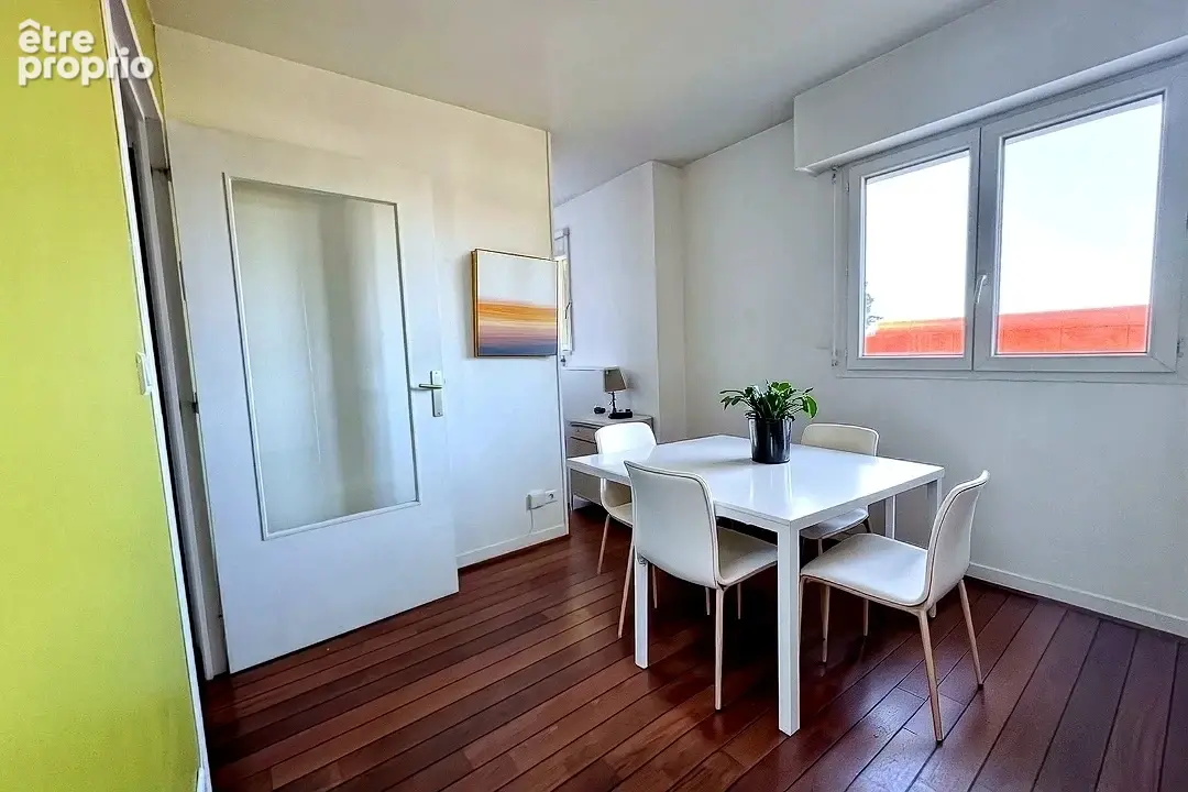 Appartement à REZE