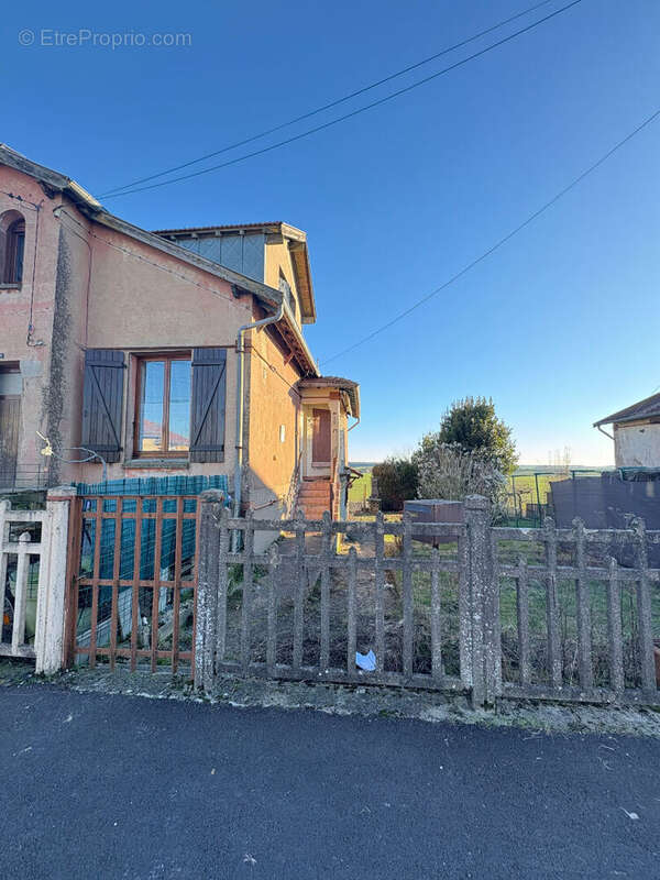 Maison à JOUDREVILLE