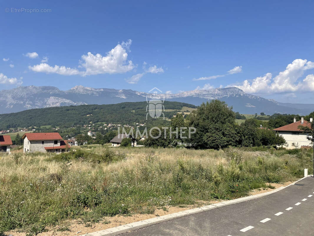 Terrain 651 m² à Jarrie  - photo 6