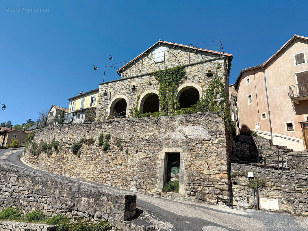 Maison à MOSTUEJOULS