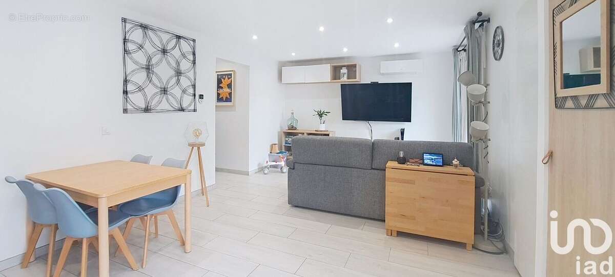 Photo 3 - Maison à CERNY