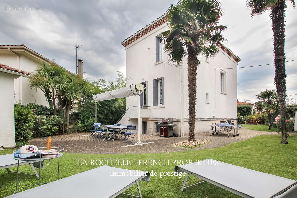Villa quatrier pontaillac / le chay - royan - photo 2
