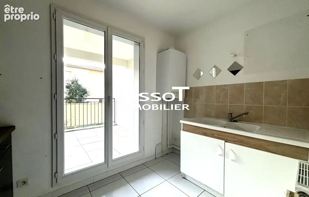 Appartement 2 pièces 51 m² à vendre à Nimes (30000) - photo 3